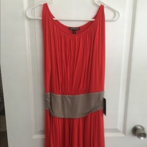 🌟NEW WITH TAGS Burnt orange express dress